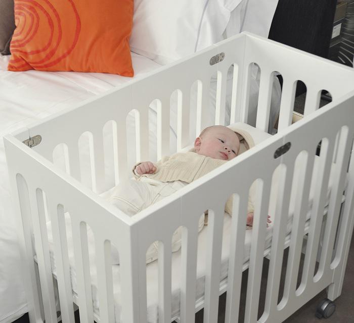 Детские кроватки для новорожденного